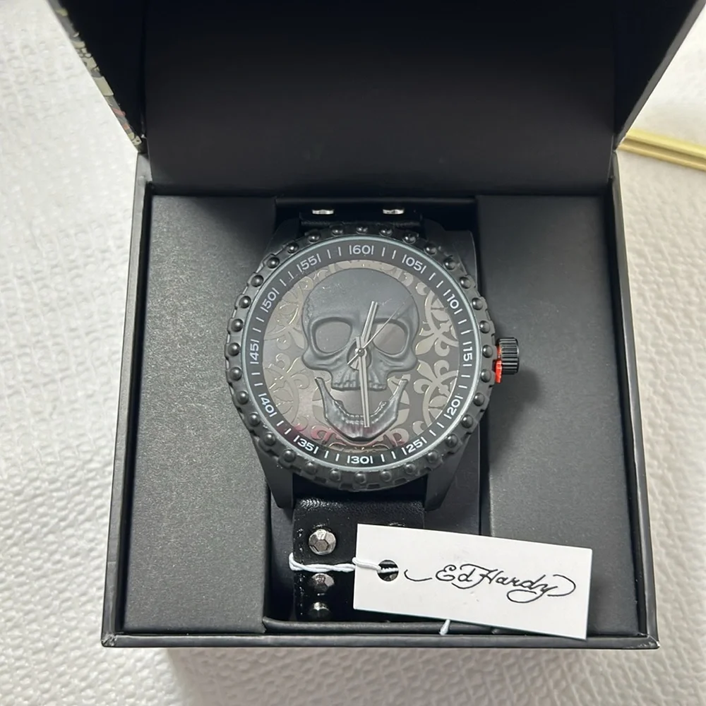 Ed‎ Hardy Skull Watch. Men's Matte Black Leather Strap Analog Watch